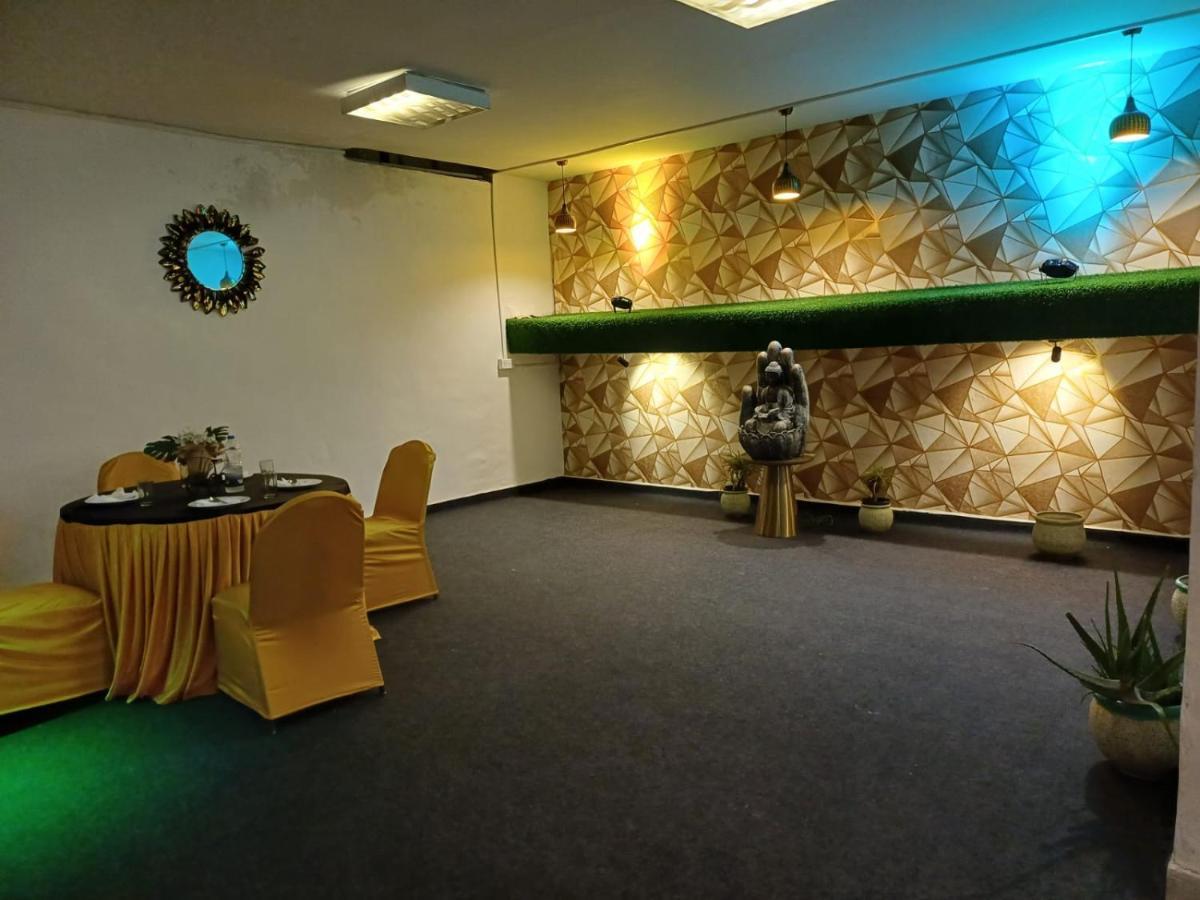 Hotel Elite Sector 45 I Gurgaon Central I Couple Friendly Buitenkant foto