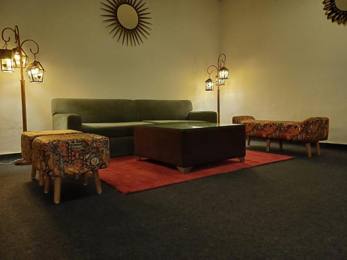 Hotel Elite Sector 45 I Gurgaon Central I Couple Friendly Buitenkant foto