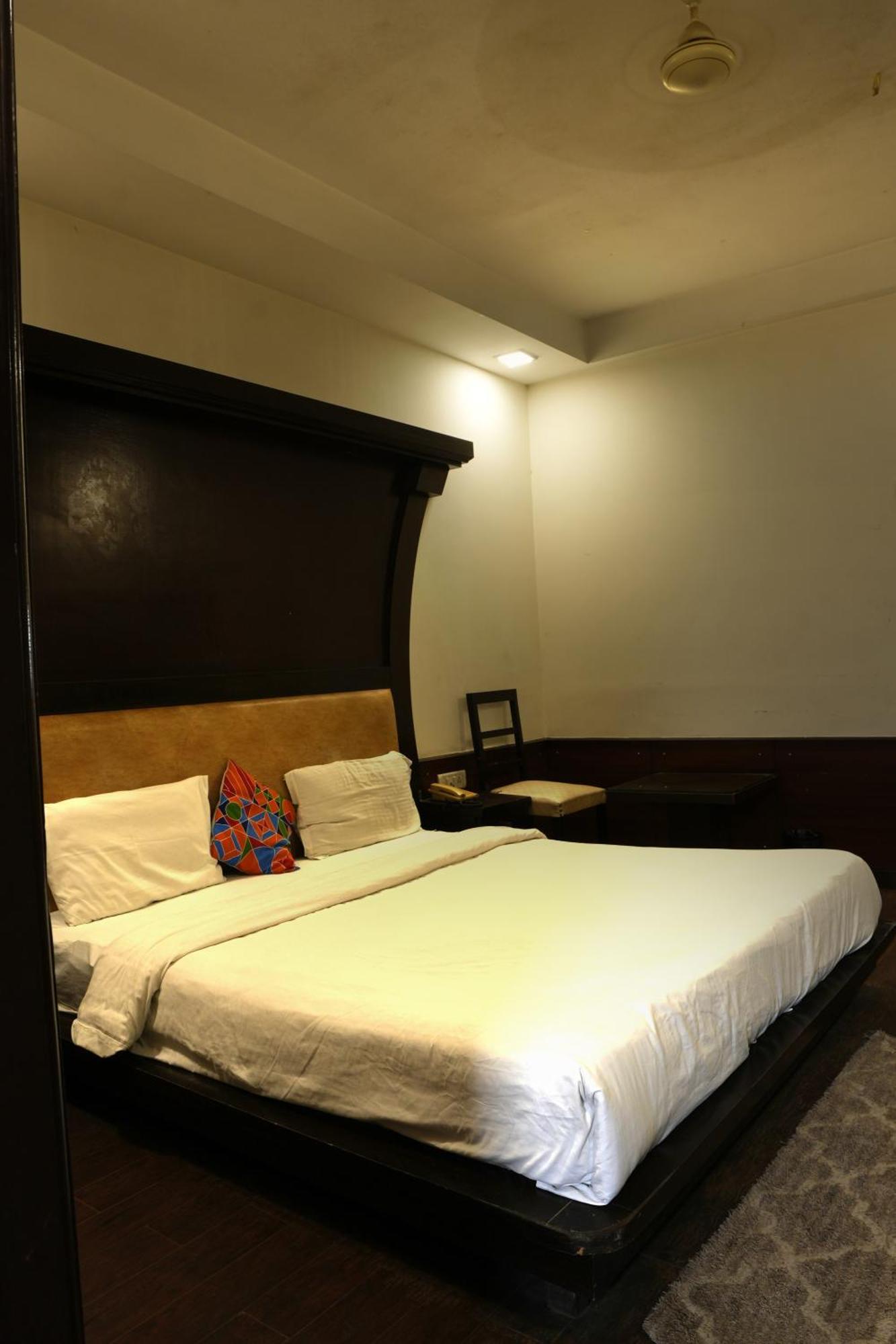 Hotel Elite Sector 45 I Gurgaon Central I Couple Friendly Buitenkant foto