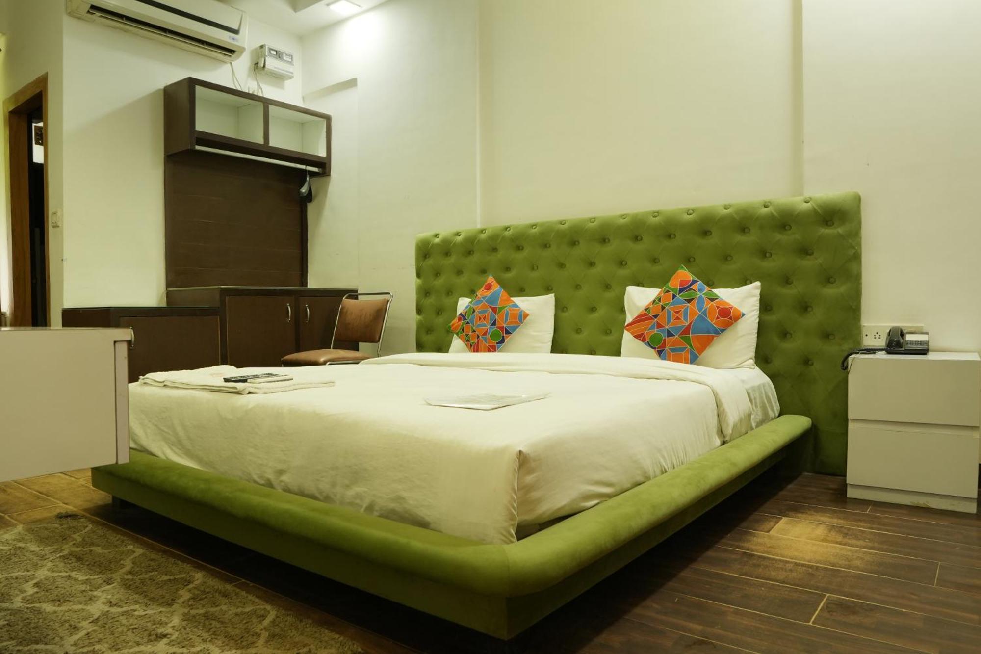 Hotel Elite Sector 45 I Gurgaon Central I Couple Friendly Buitenkant foto