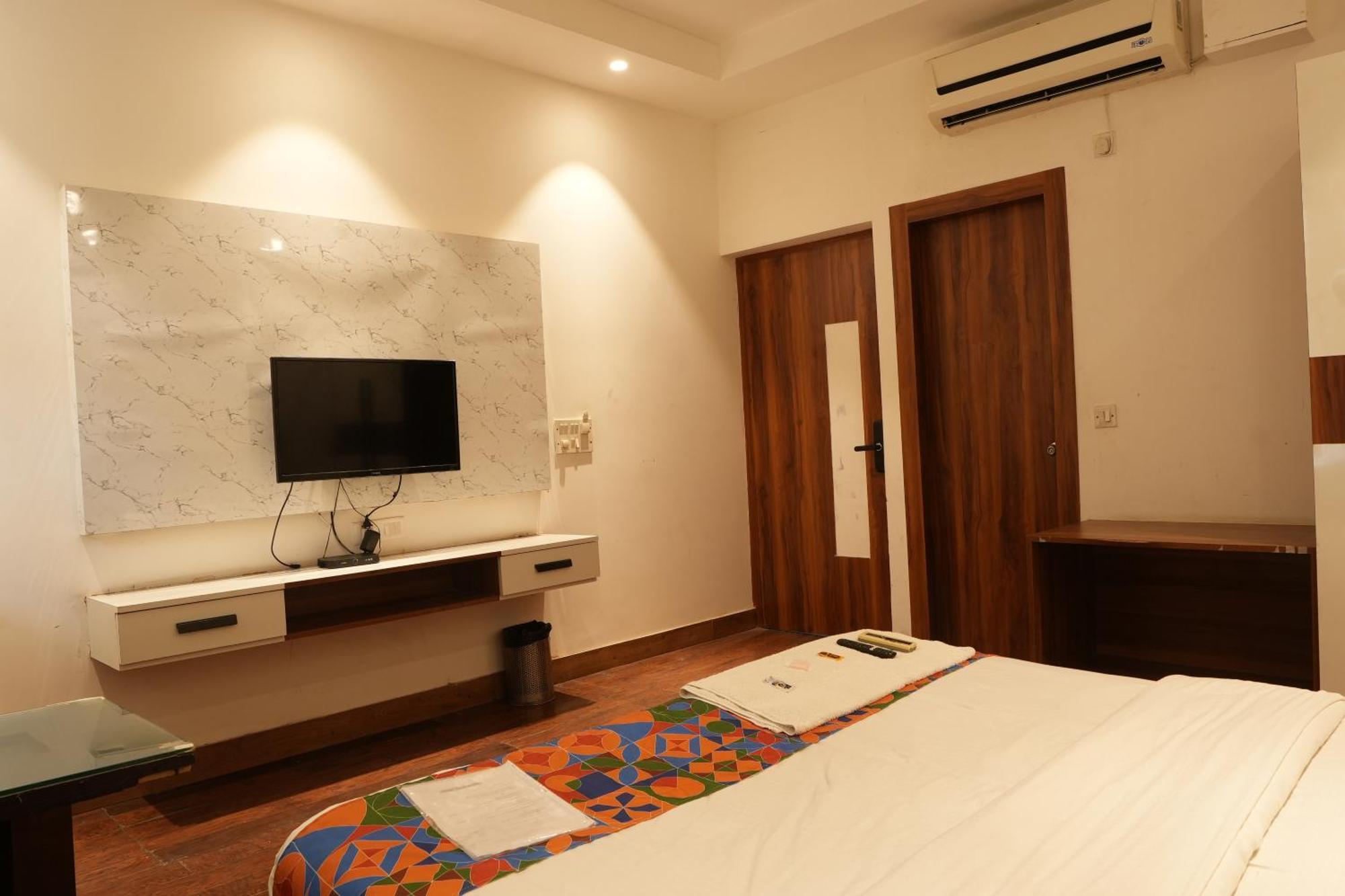 Hotel Elite Sector 45 I Gurgaon Central I Couple Friendly Buitenkant foto